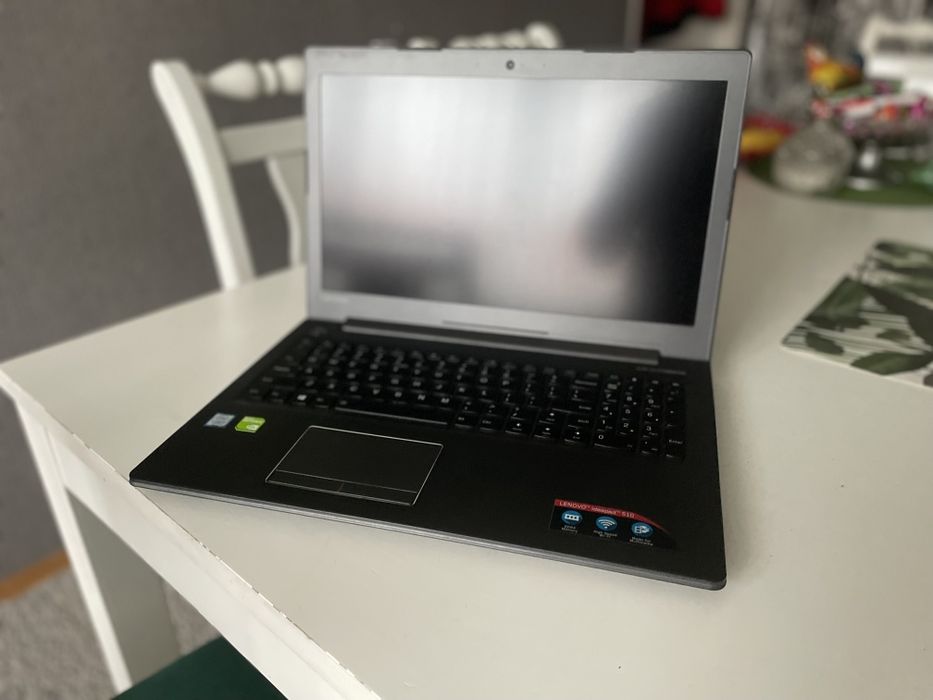 Laptop 15,6 Lenovo ideapad i5 7 gen GeForce 4gb 1tb SSD bardzo ładny