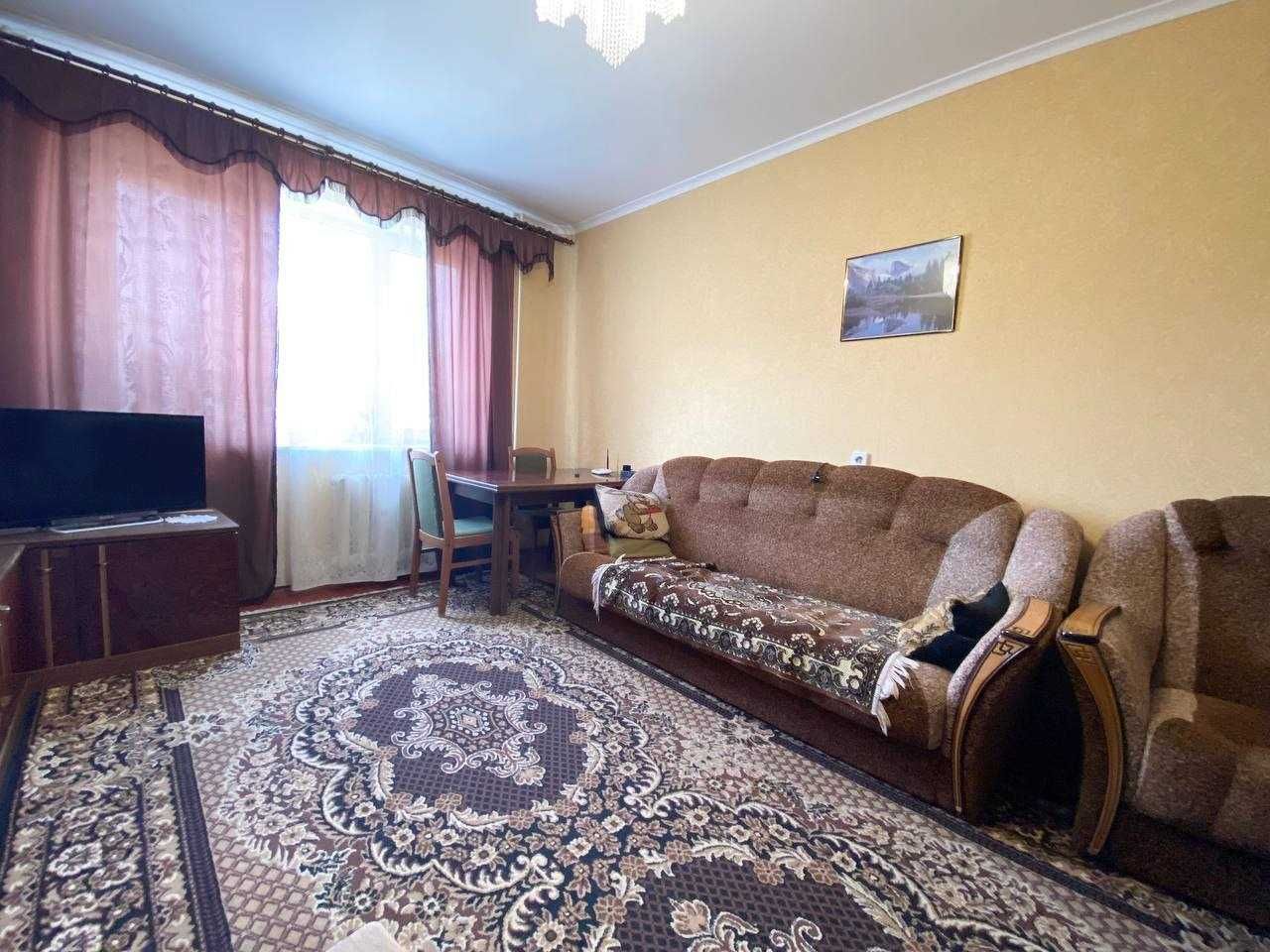 Продаж 3-кімнатної квартири вул. Заливна (р-н 29 школи, B-Tone)