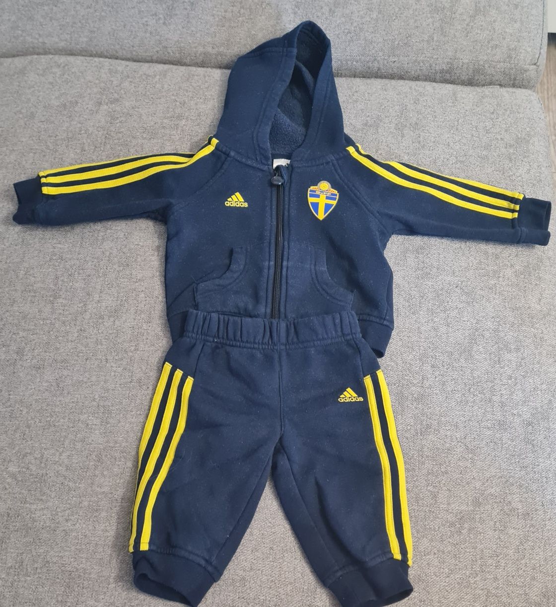 Komplet sportowy dresowy adidas dla chłopca rozmiar 62