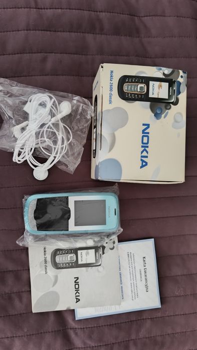 Nokia 2600 classic pudełko, słuchawki, obudowa, instrukcja
