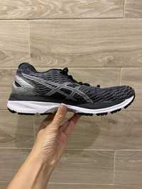 Беговые кроссовки Asics 37,5 размер 23,5 см стелька