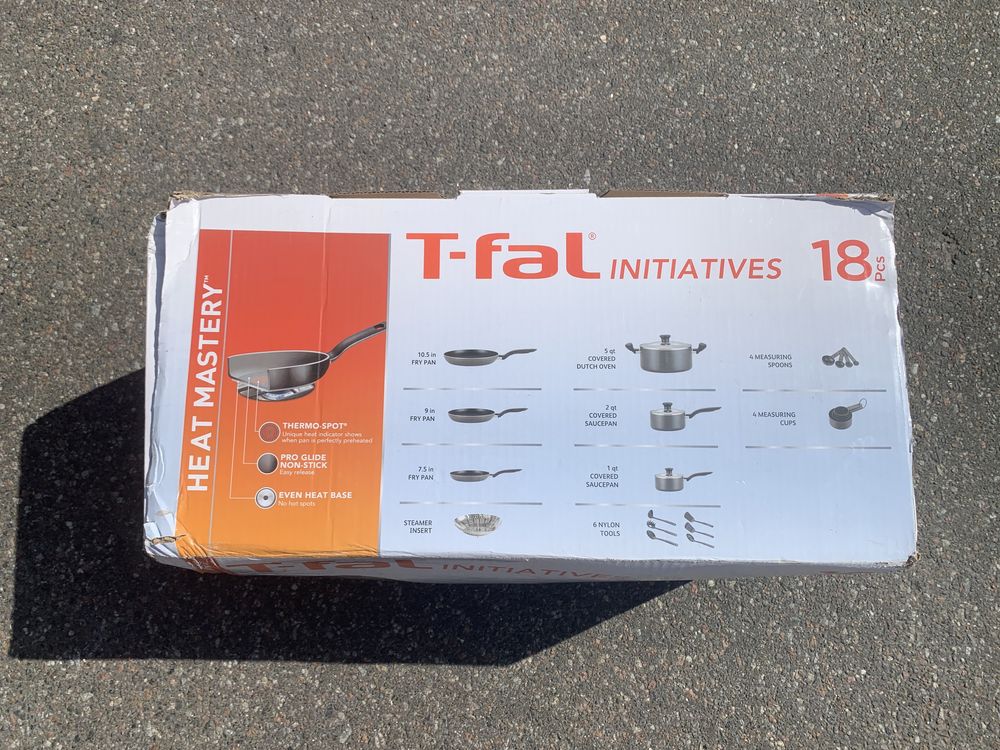 Сковородки Кастрюли T-fal Initiatives 18PS  набор