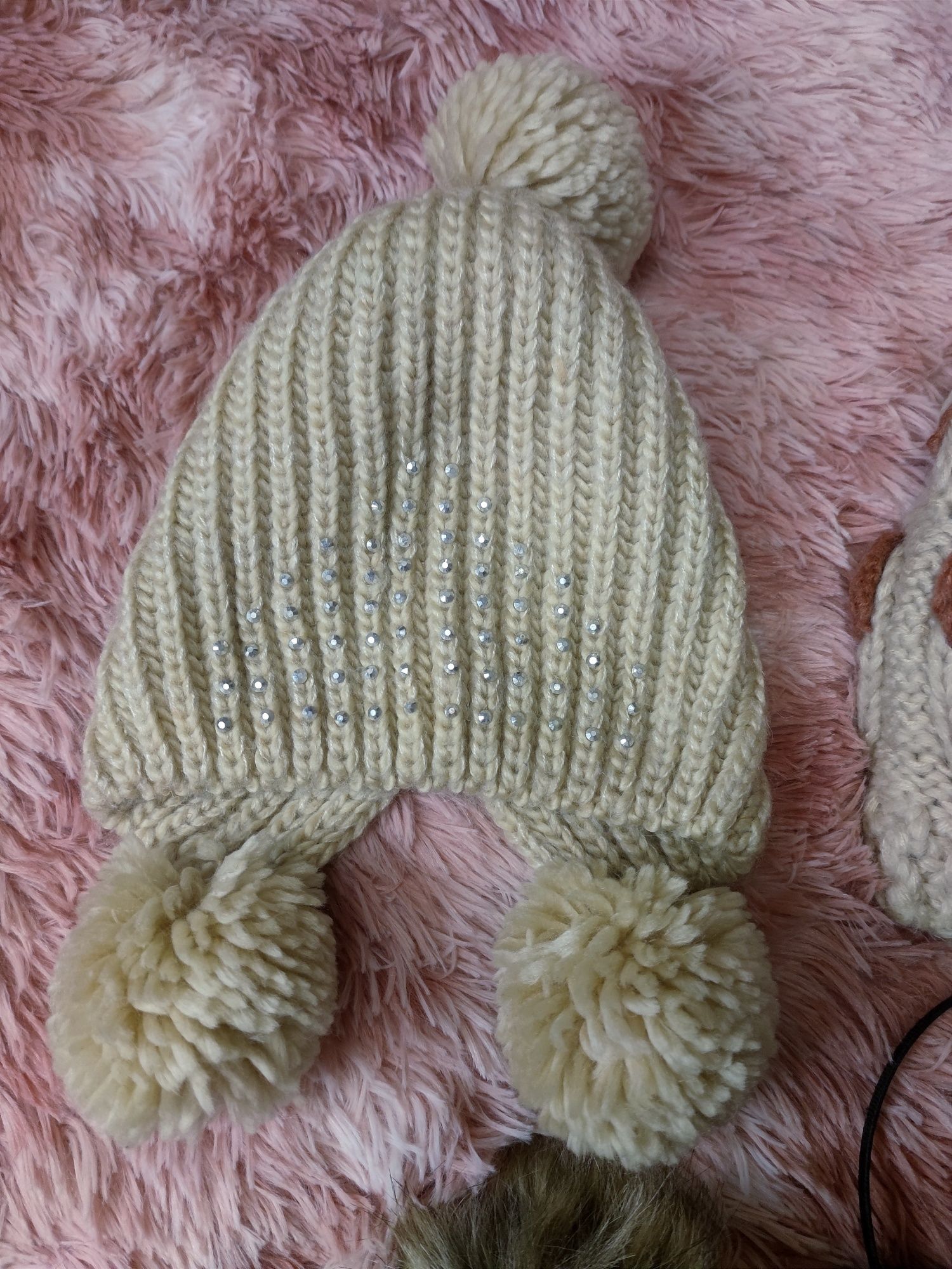 Женская вязаная теплая зимняя шапка 4 шт за 350 грн