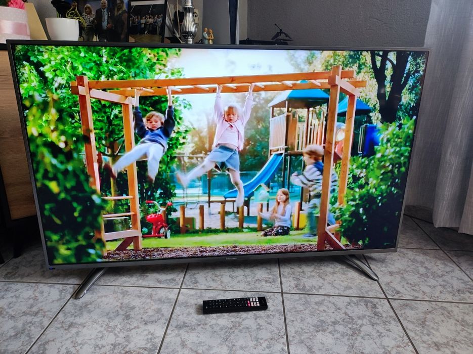 Hisense ub55ec591 smart TV 4k uhd 55 Cali  WLAN LAN SAT Tuner