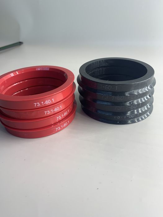 Проставочное центровочное кольцо 73,1 / 60,1 для автомобильных дисков.