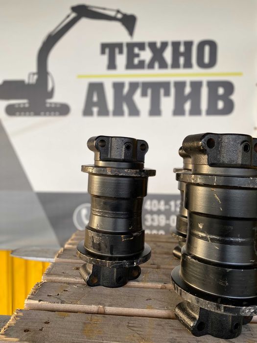 Опорний каток Liebherr R924 Volvo EC210 CASE 1187