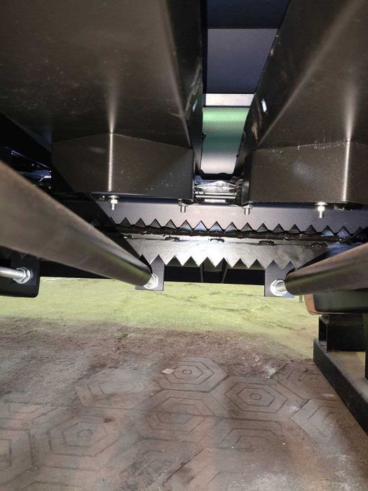 Жниварка Соняшникова 6м для John Deere, Class | Держ. Компенсація 25%