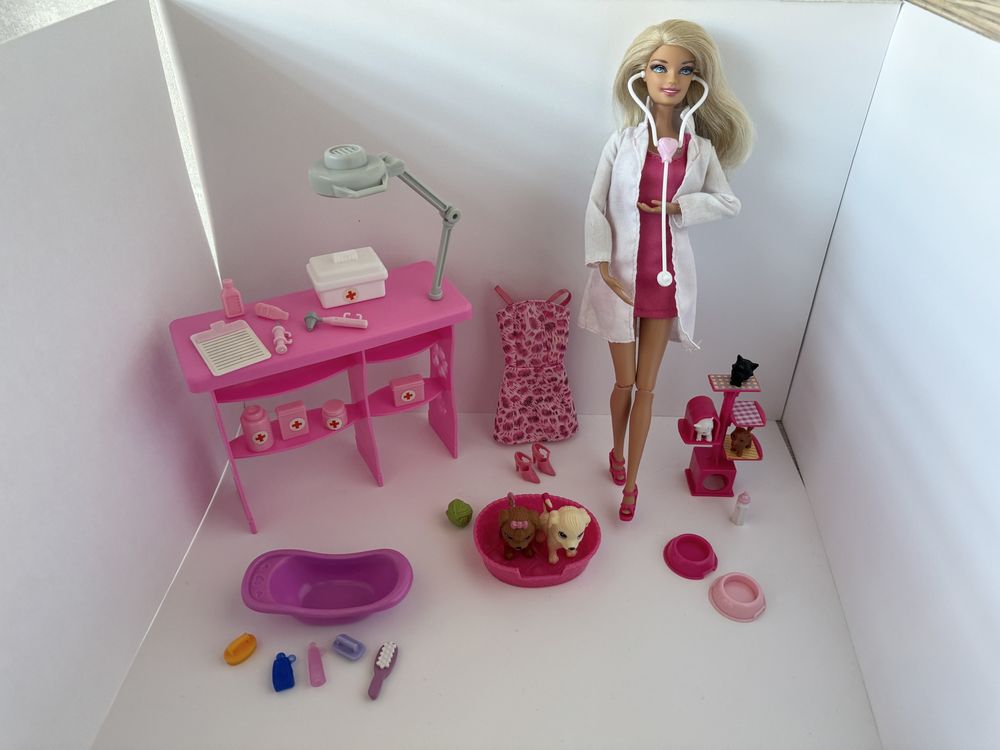 Zestaw Barbie weterynarz z lalką