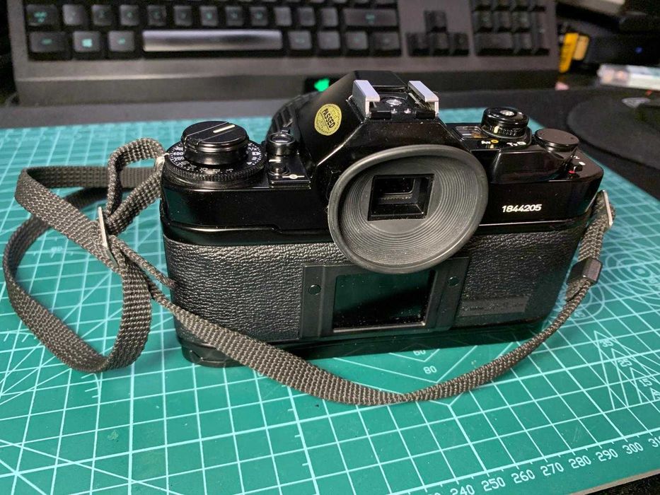 Canon A-1 com lente 35-70mm de 1982