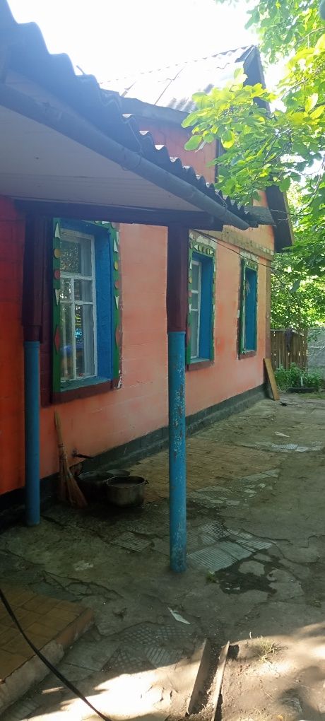 Продам будинок,житловий м.Світловодськ ,Кіровоградська область.