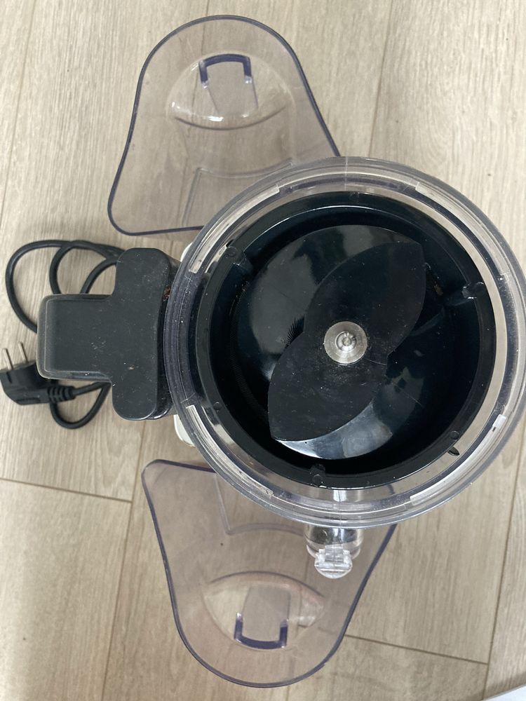 Sokowirowka Sencor Slow Juice Extractor