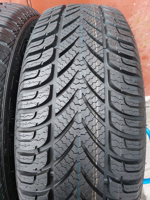 235/60/18 R18 Fulda Kristall Control 4x4 2шт ціна за 1шт зима шини