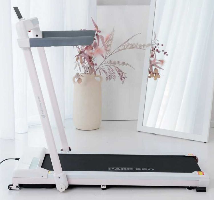 Bieżnia elektryczna 14km/h 2KM treningowa do biegania Pace Pro EP40