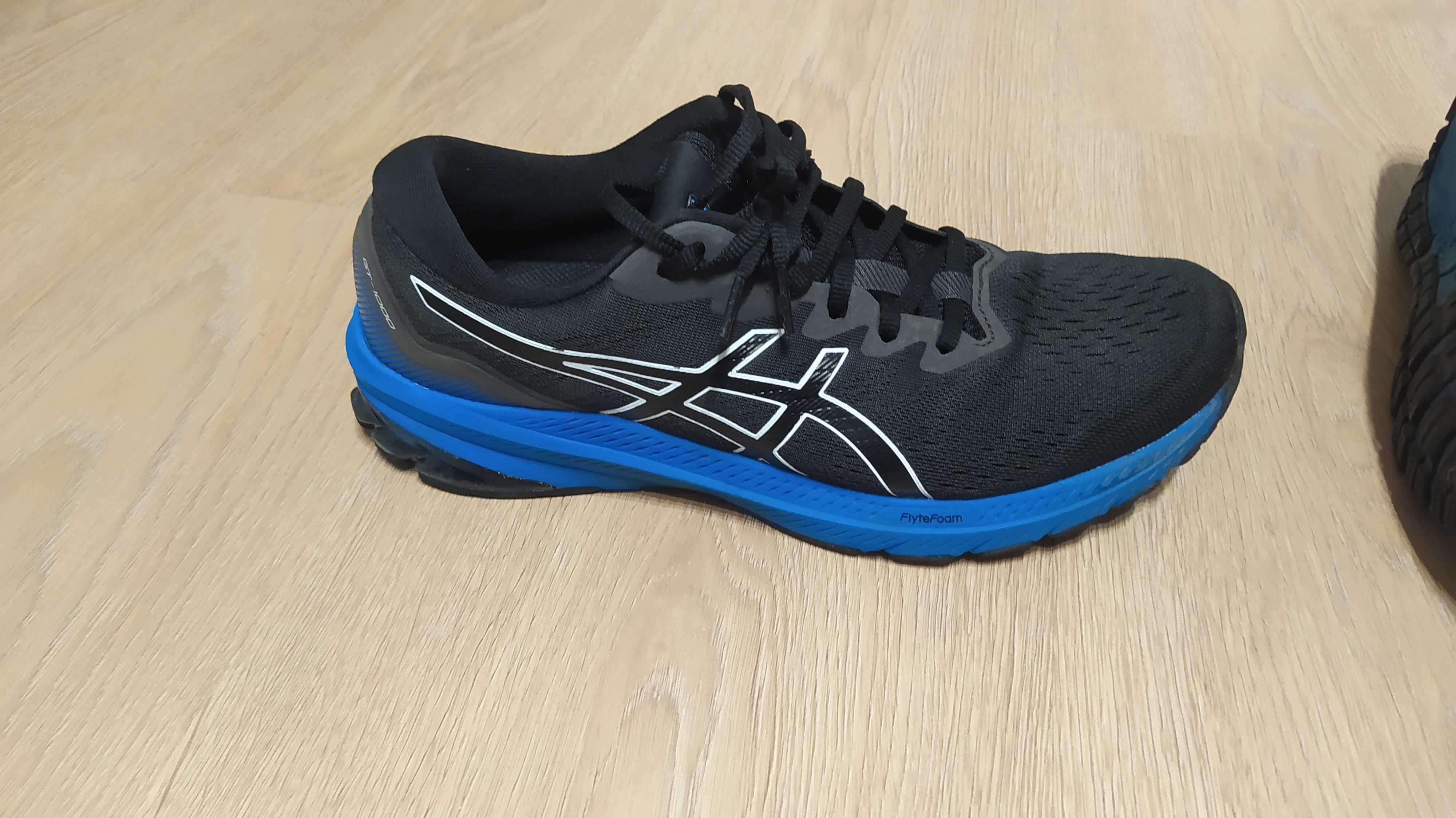 Asics    GT 1000