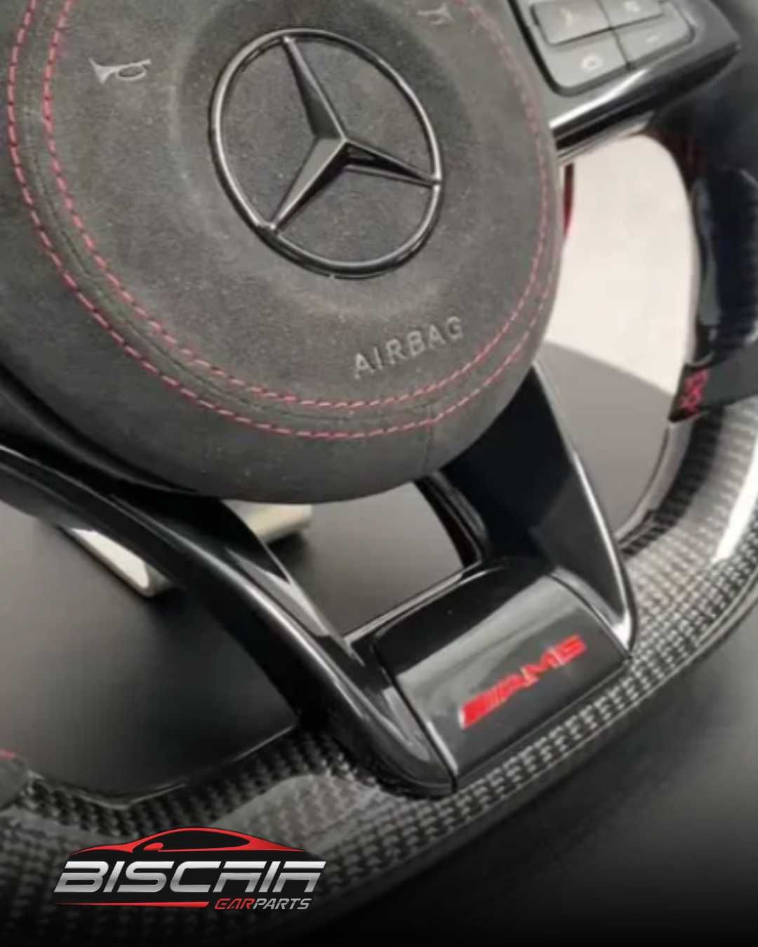 VOLANTE MERCEDES AMG CARBONO + ALCÂNTARA COM DISPLAY LED