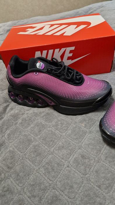Nike Air Max dn
Nike Air Max DN “All Night” - це стильні кросівки від
