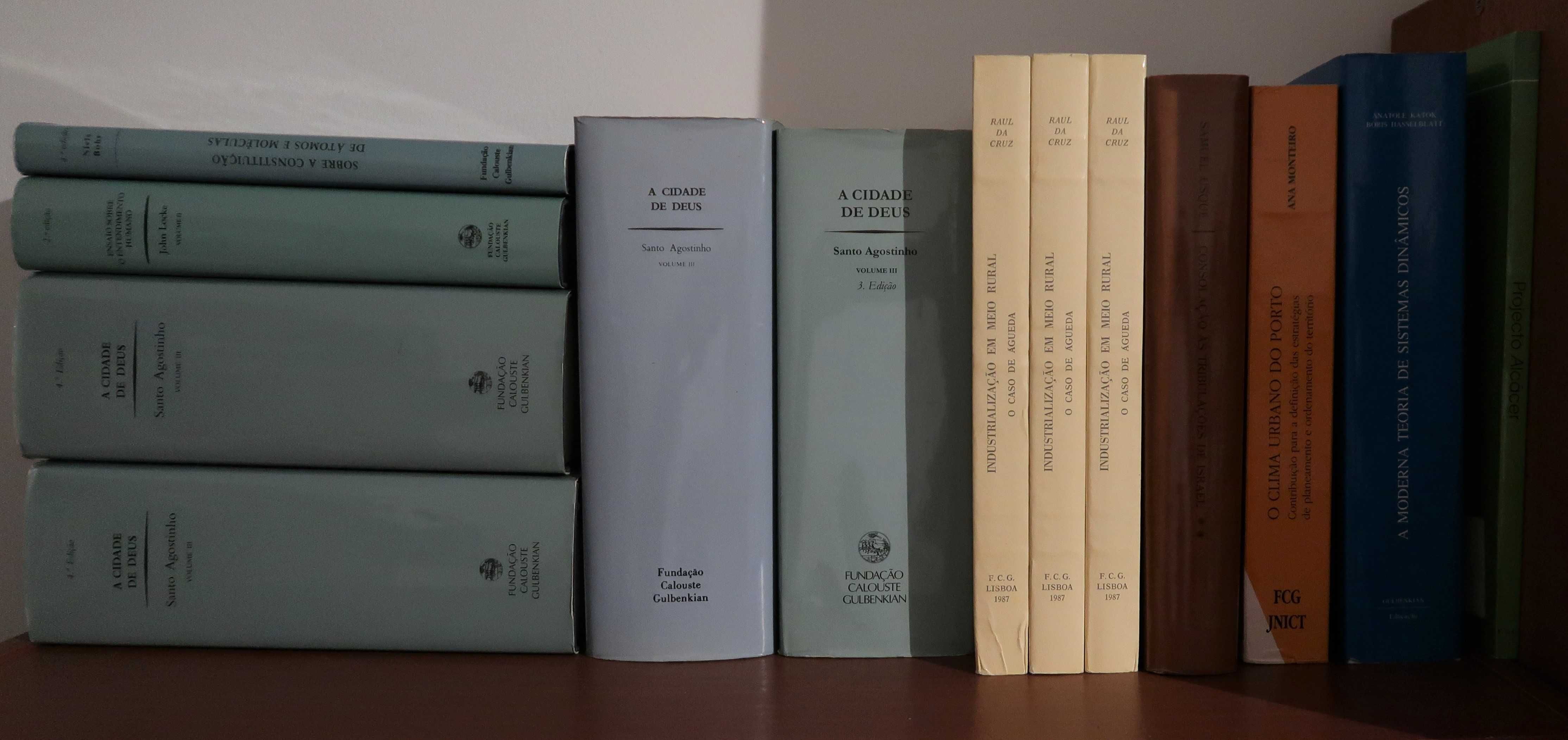Livros Técnicos Fundação Calouste Gulbenkian, cada