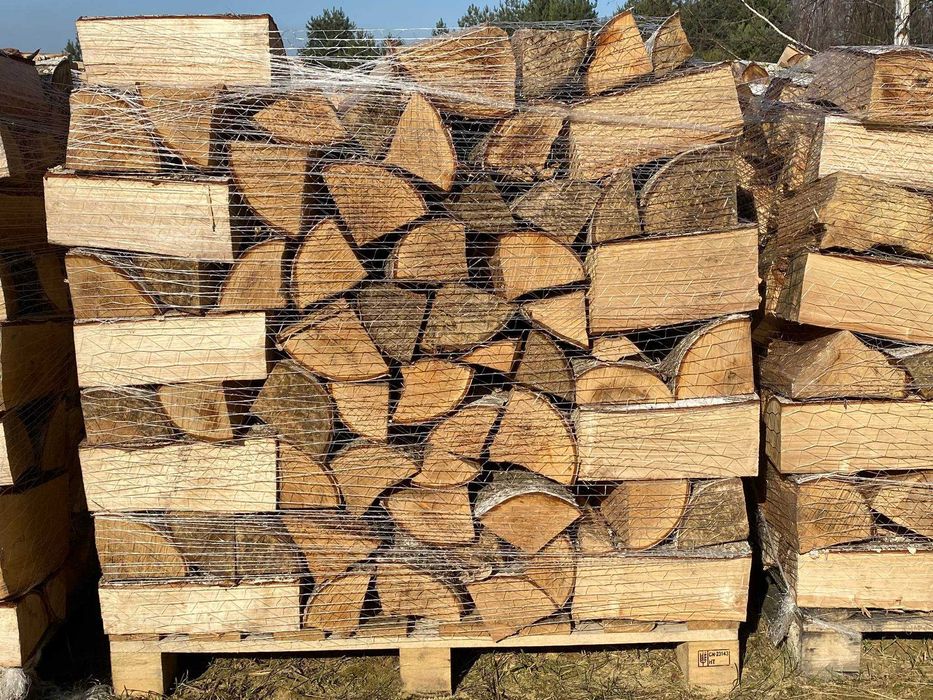 Suche Drewno Kominkowe Dąb Jesion Akacja Brzoza Olcha Grab Buk