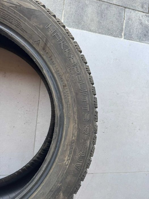 шини 235/55 R19 Nokian Hakkapeliitta R3 зима 4 шт