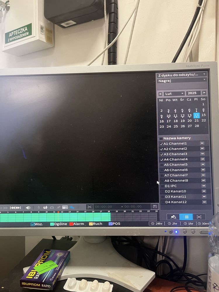 8 sztuk kamer + 1 kamera 360’ z alamem + łączenia, dysk, telewizor