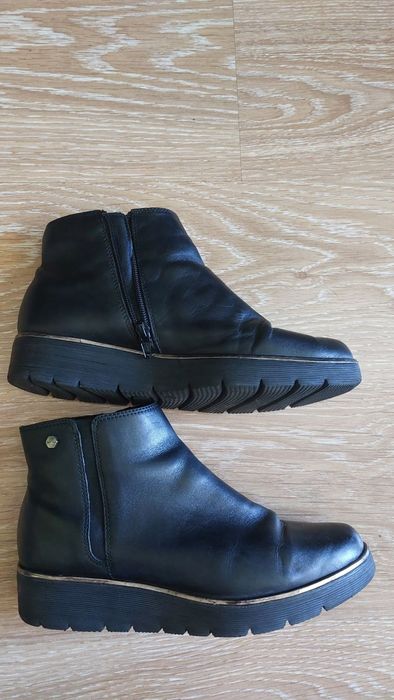 Черевики жіночі [ шкіра)-39р.