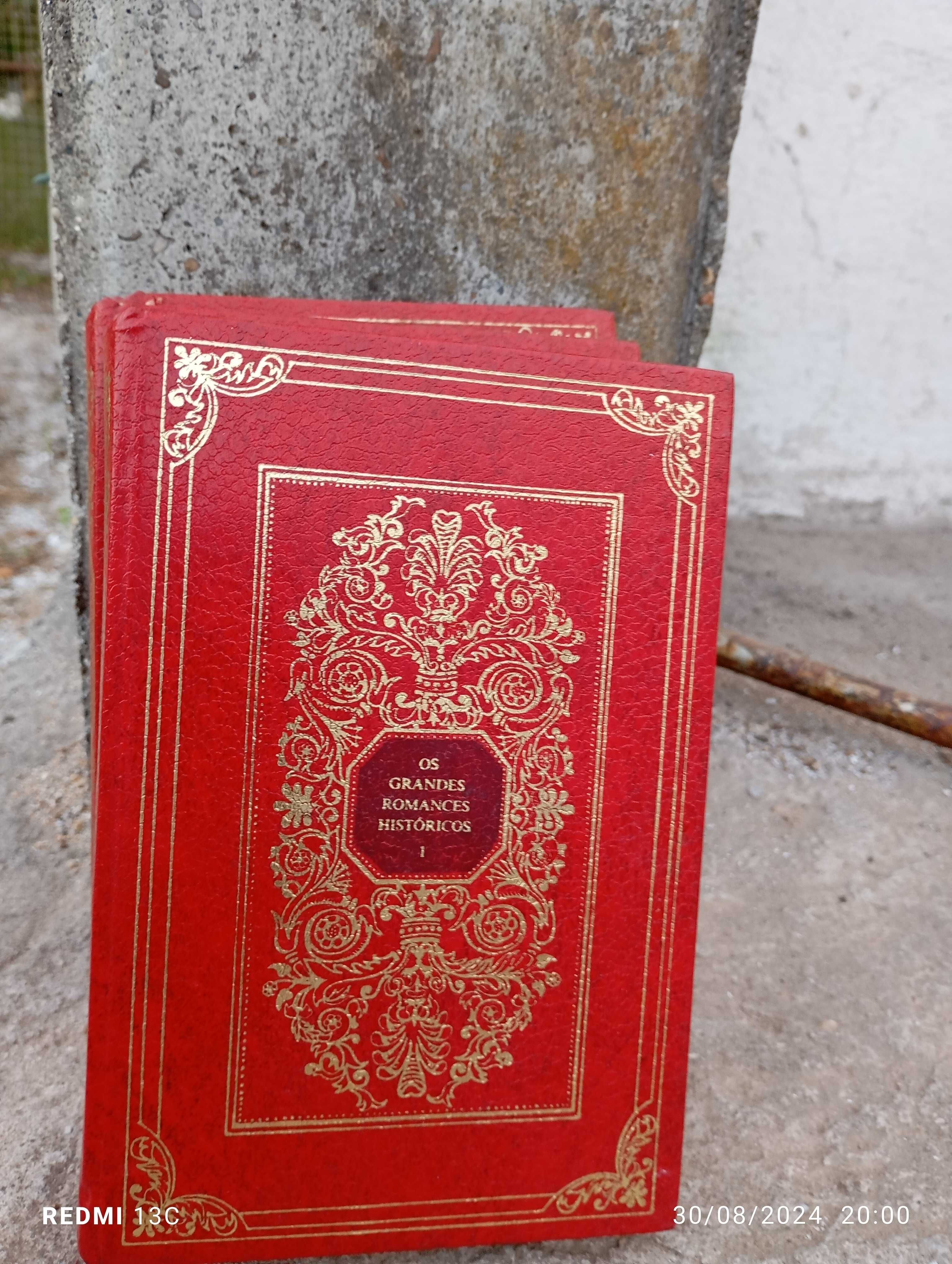 Coleções de livros antigos