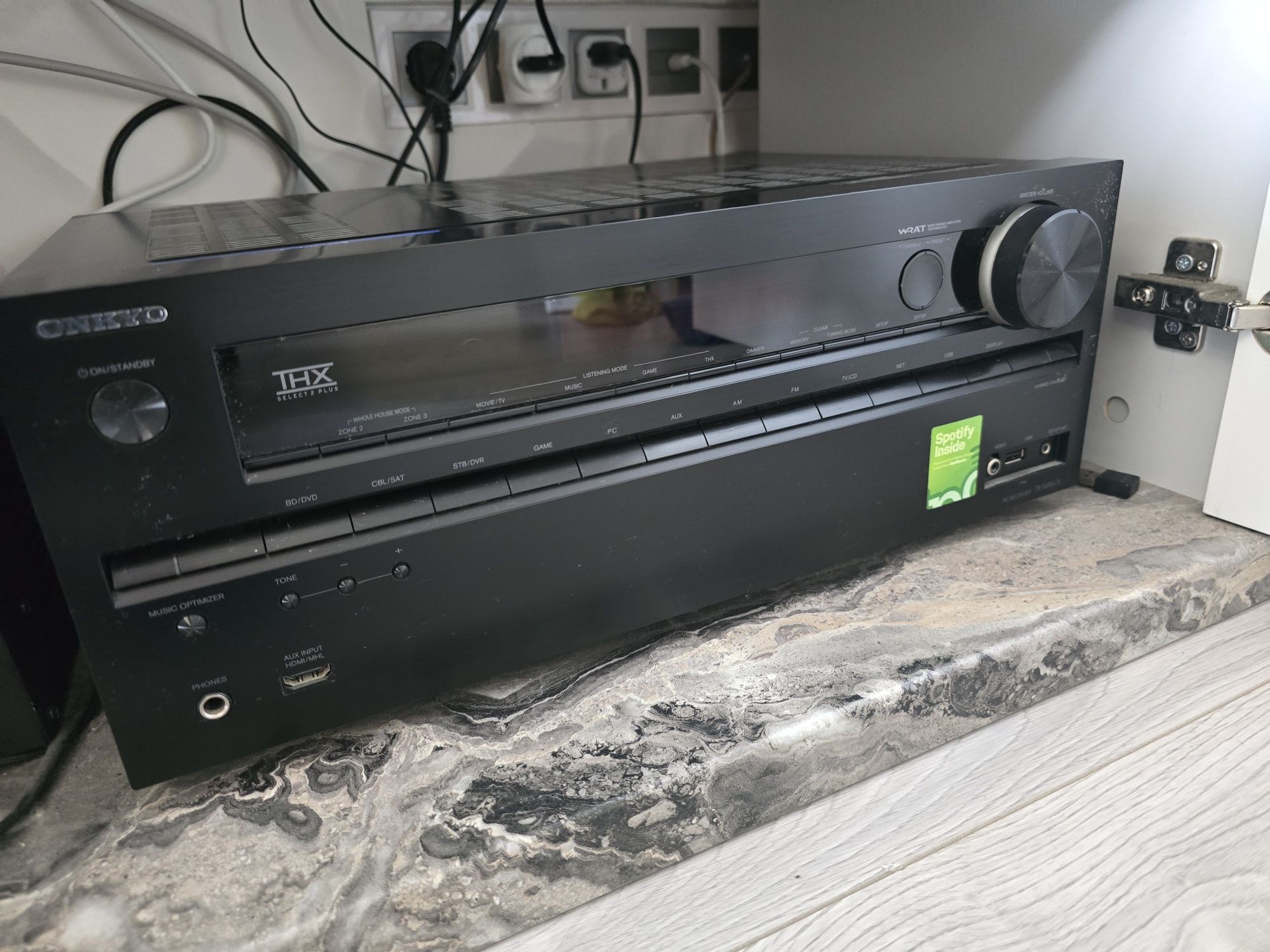 Аудио система ONKYO TX-NR616 и напольные колонки JBL STUDIO 180