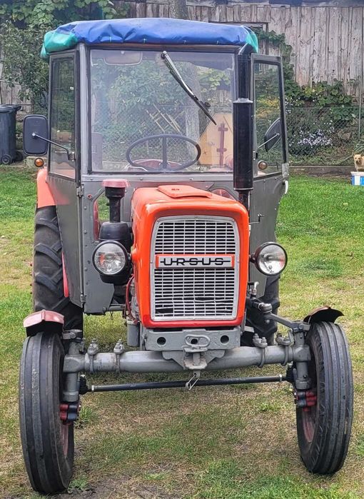 Ciągnik URSUS C 330