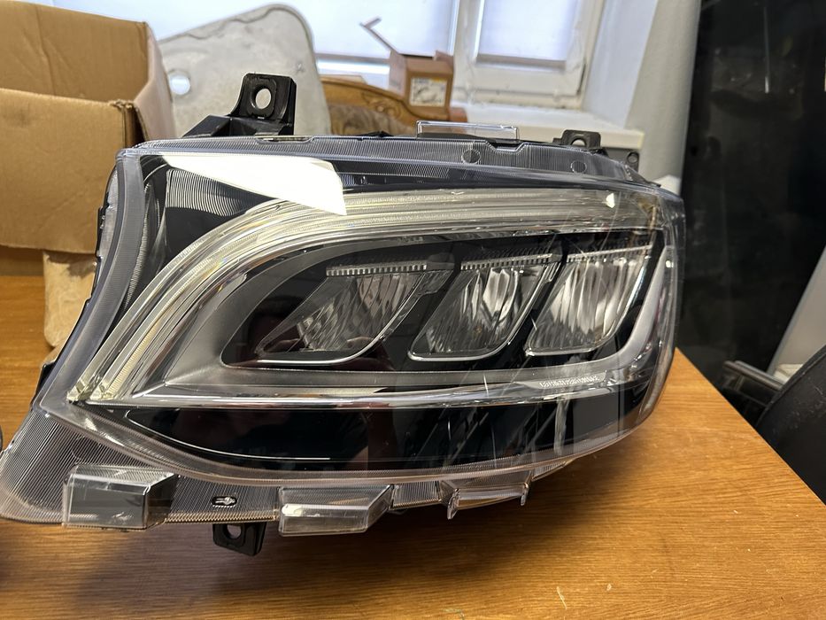 Фари спринтер 907/910 Лед Sprinter W907 LED