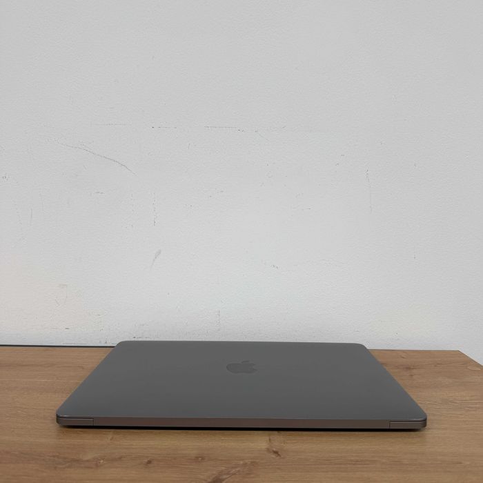Macbook Pro 2019 TouchBar { i5 | 8gb| 128 ssd} Гарантія .31899SV