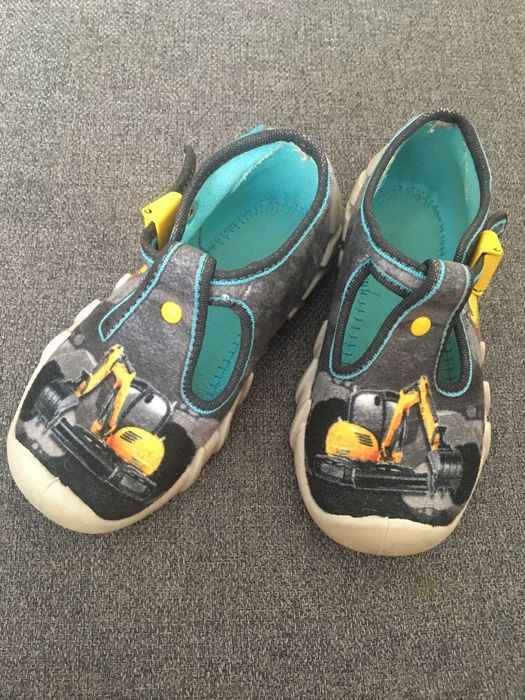 Kapcie befado stan idealny rozmiar 22