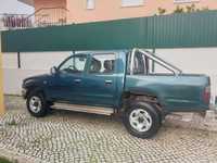 Hilux ano 2000 Impecável motor novo.