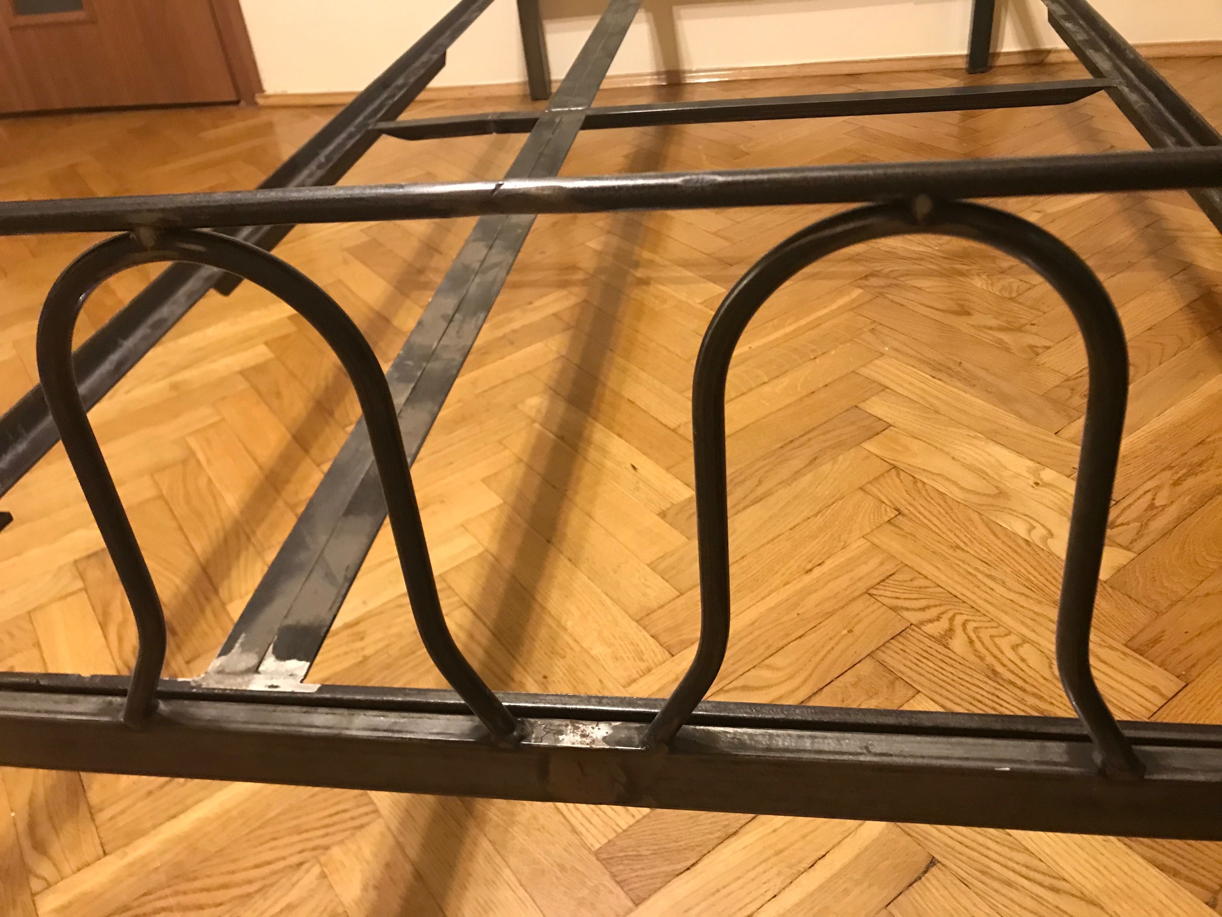 Łóżko metalowe rama
