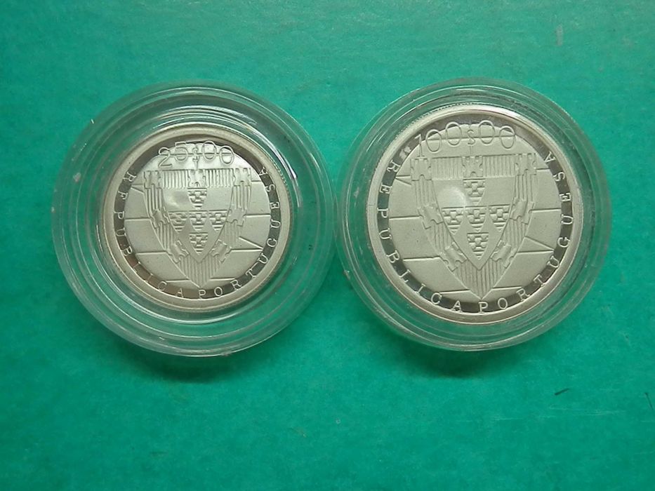 1335 - PROOF: 25$00 + 100$00 D.João I e Aljubarrota, por 55,00