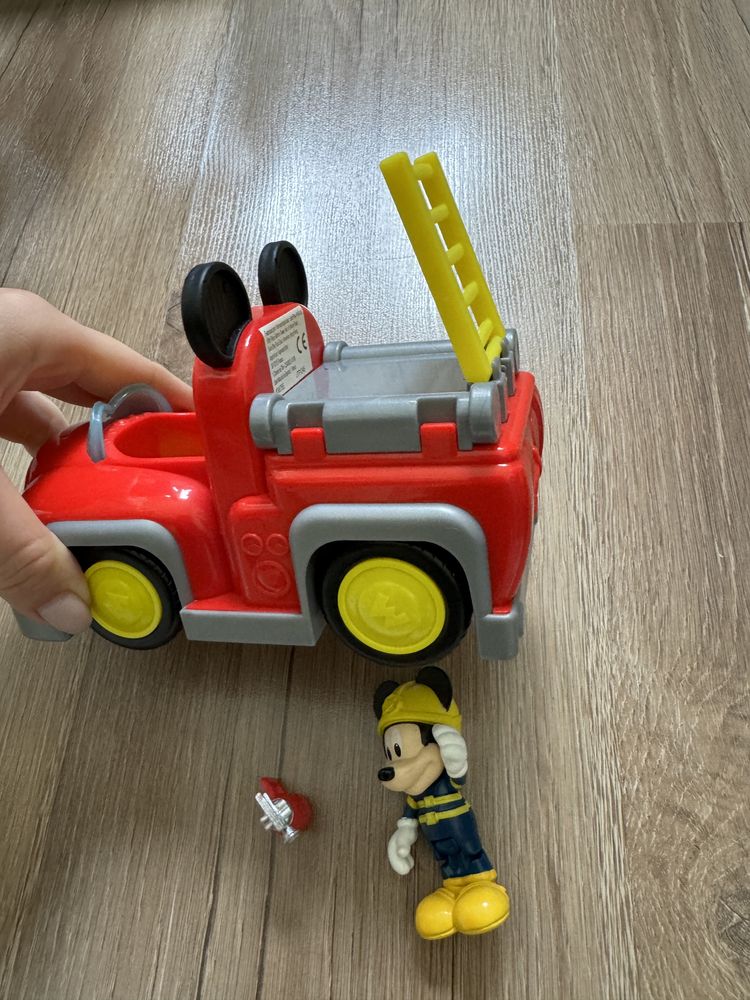 Zabawka Myszka Mickey i wóz strażacki