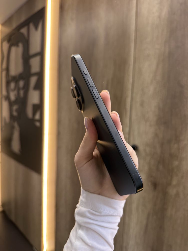 IPHONE 15Pro Max 256 Black Titanium Neverlock Костюшка,5 igrand