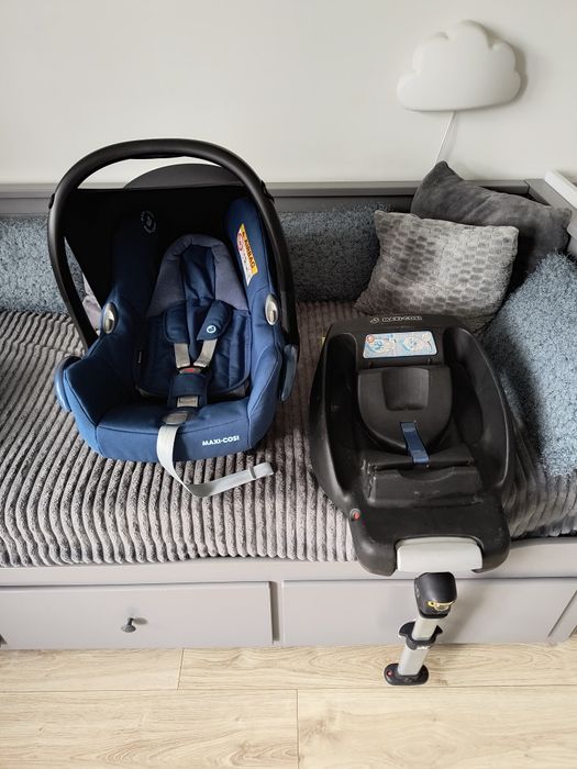 Fotelik Maxi Cosi Cabrio Fix 0-13 z bazą ISOFIX