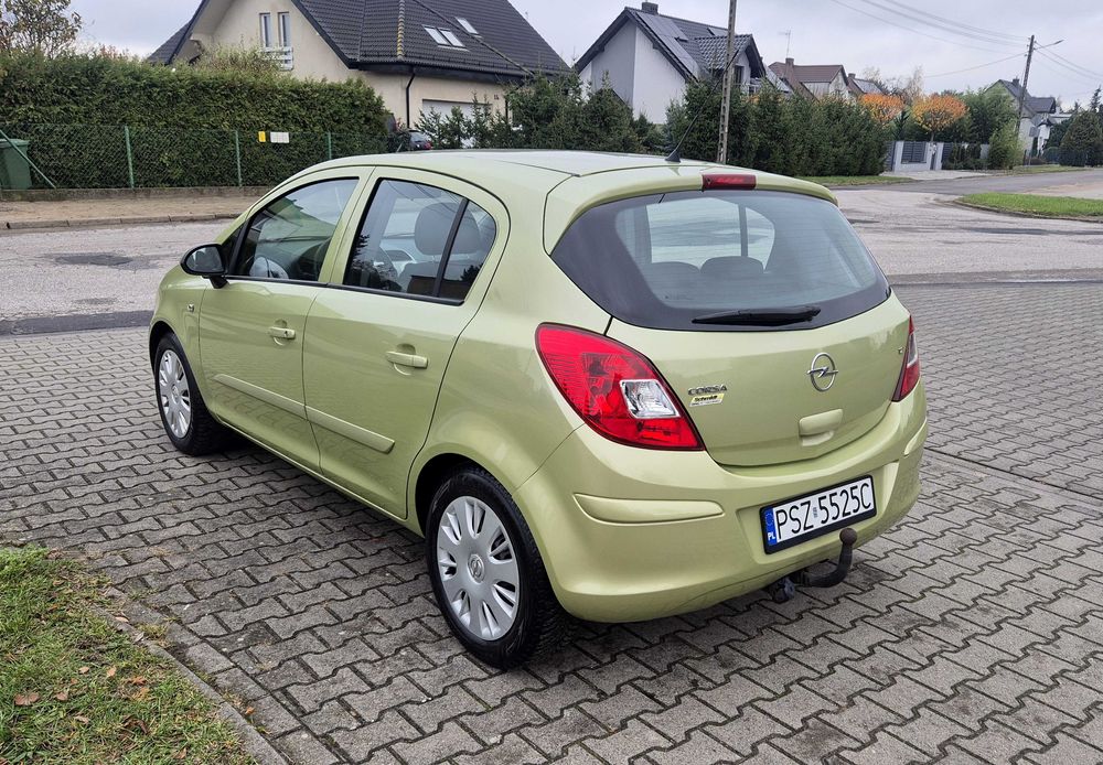 Opel Corsa D 1.2 Benzyna 5 Drzwi Klimatyzacja Zarejestrowana