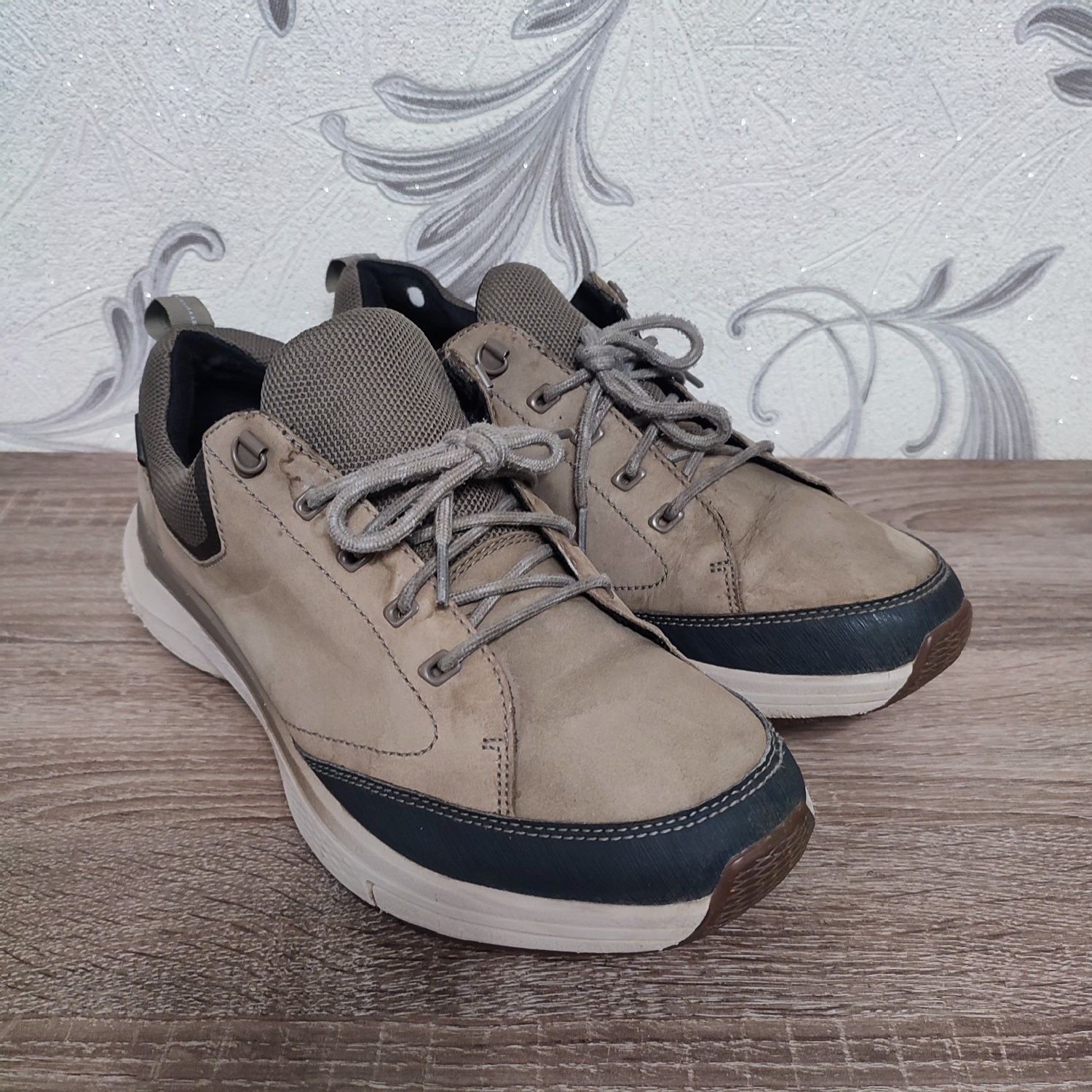 Чоловічі шкіряні кросівки Clarks waterproof size 46/29