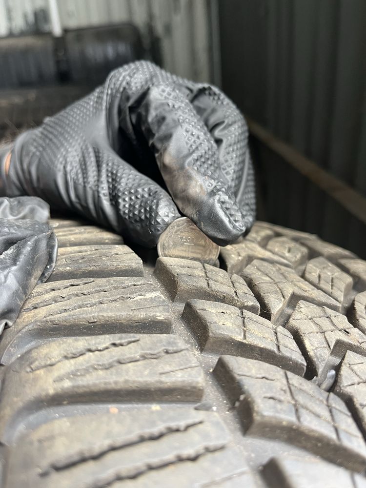 **Koła zimowe**Felgi 5x112 + opony 205/55 R16 Debica