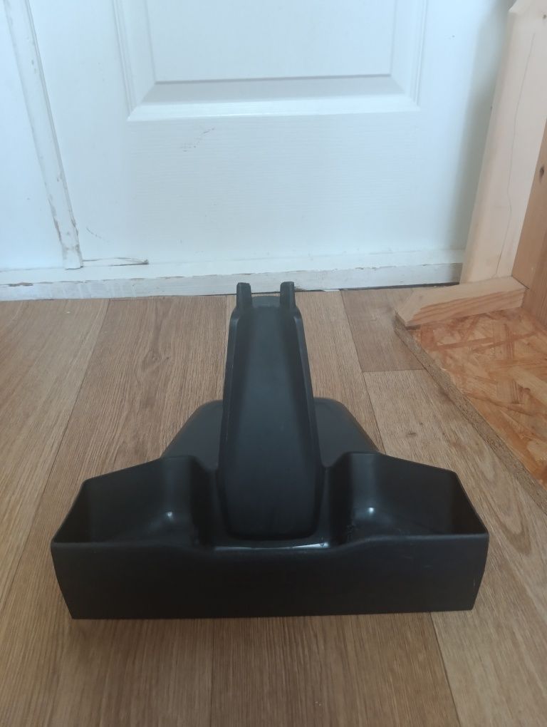 Продаю электрошвабру Karcher FC 5 (с проводом)