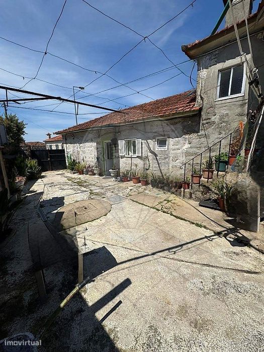 Moradia T4 para venda