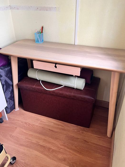 Mesa para trabalhos diversos