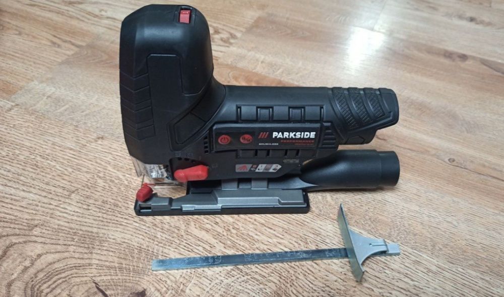 Wyrzynarka akumulatorowa Parkside Performance 12V