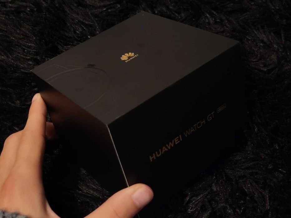Sprzedam Huawei Watch GT ( z orginalnym pudełkiem )
