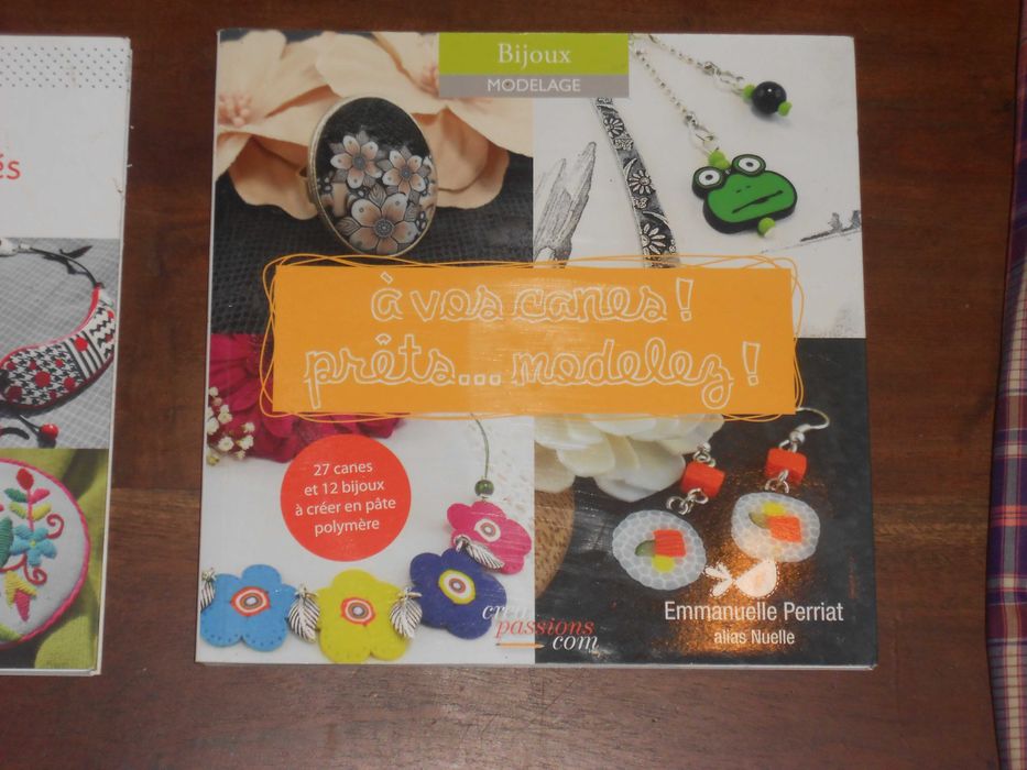 Conjunto 3 livros artesanato pasta polimero massa moldavel