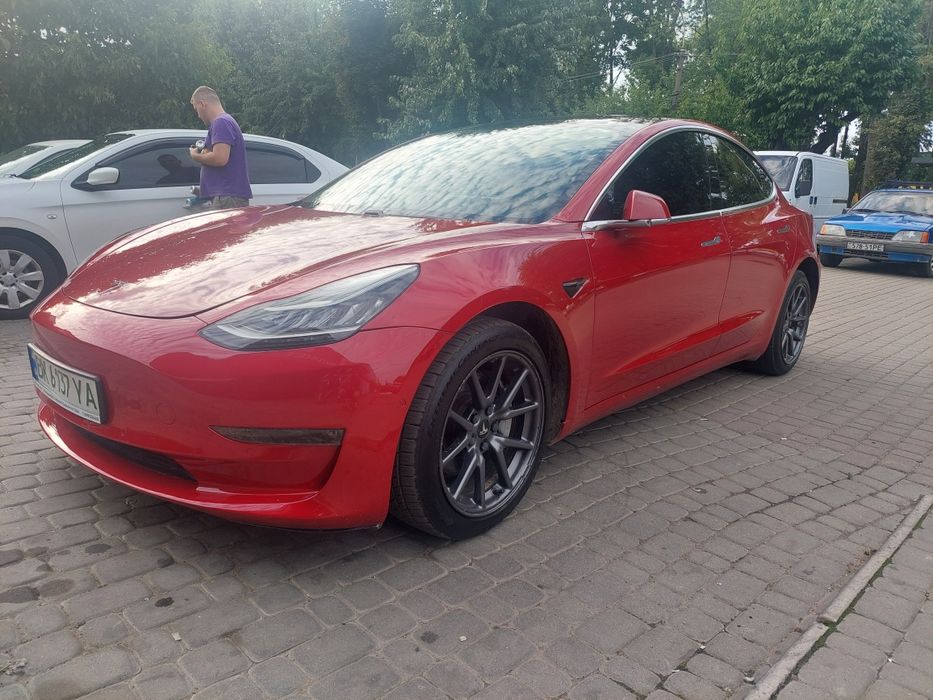 Продам TESLA model3 LR