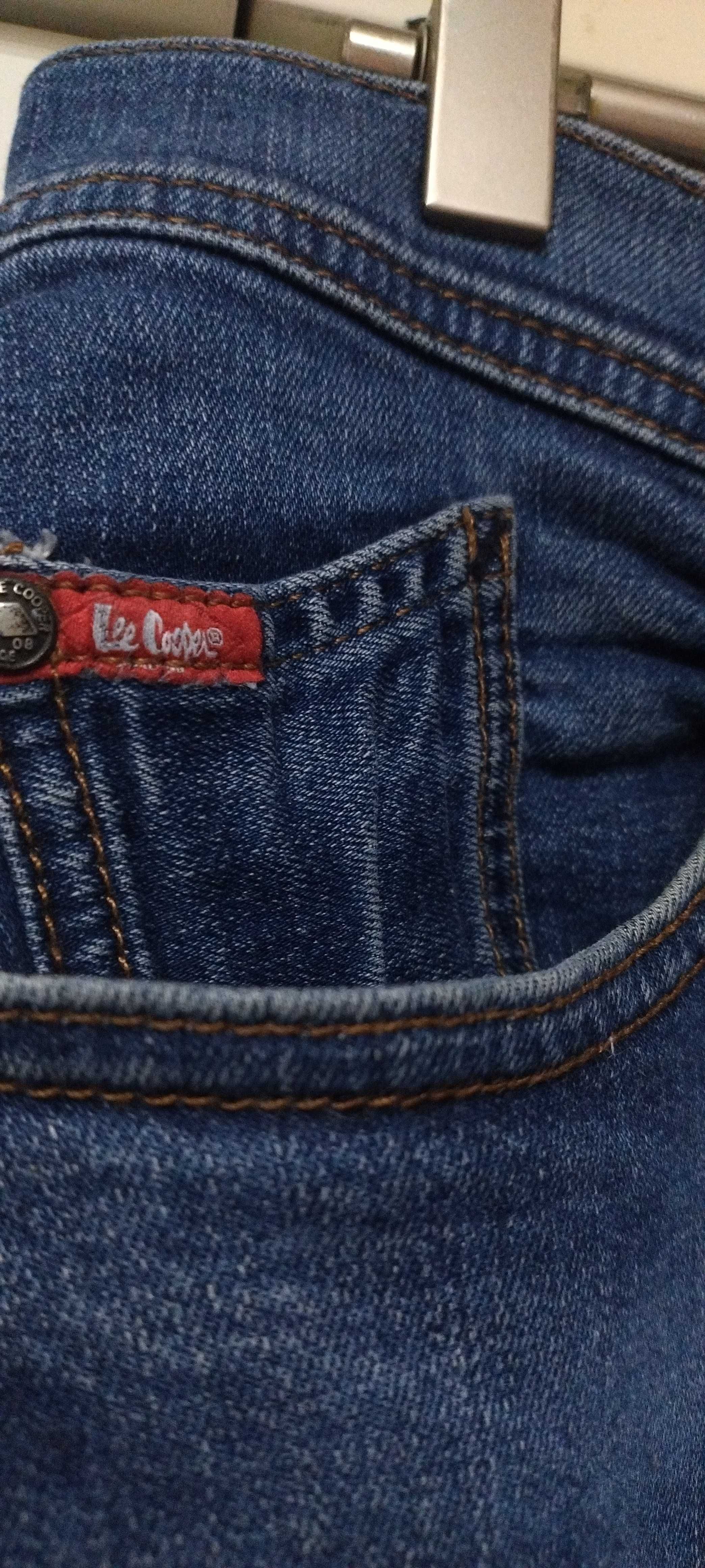 Spodnie jeansowe Firmy : LEE COPER.