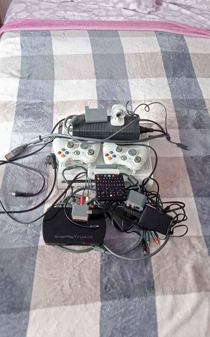 Vendo Xbox 360 em boas condições