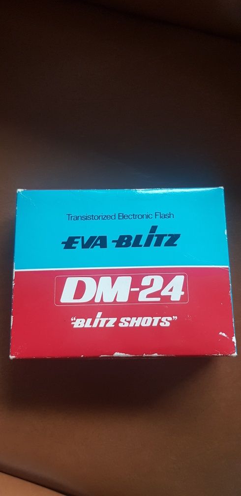 Eletronic Flash Eva-Blitz